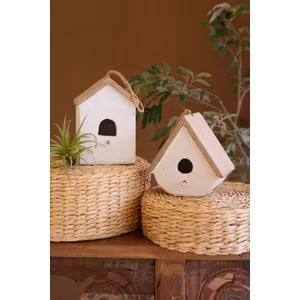 Set of 2 Cement Birdhouses 1