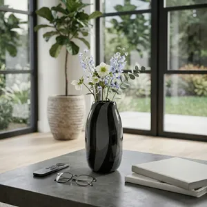 TARYNSHAW BLACK GLASS VASE 10 (IN) 11