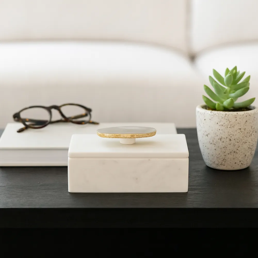 HATCHER WHITE BOX 4 (IN)