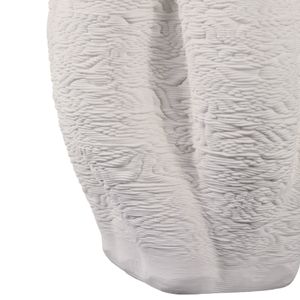 HADFIELDROSE IVORY VASE 20 (IN) 6