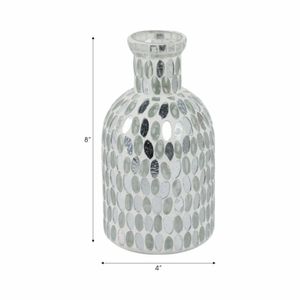 CEDARSHAW WHITE GLASS VASE 8 (IN) 9