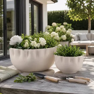 GARFIELDMORE SET OF 2 WHITE PLANTER 7 (IN) 2