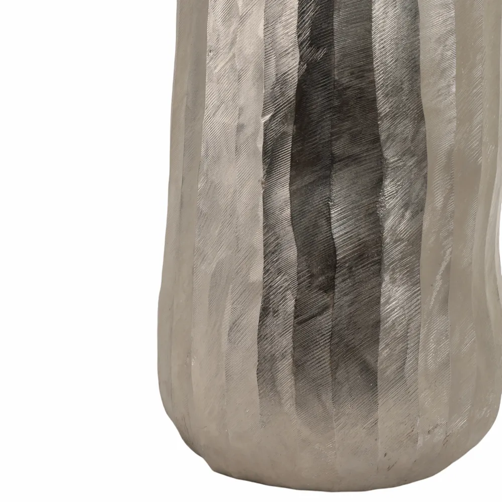HUNTERROSE SILVER VASE 58 (IN)