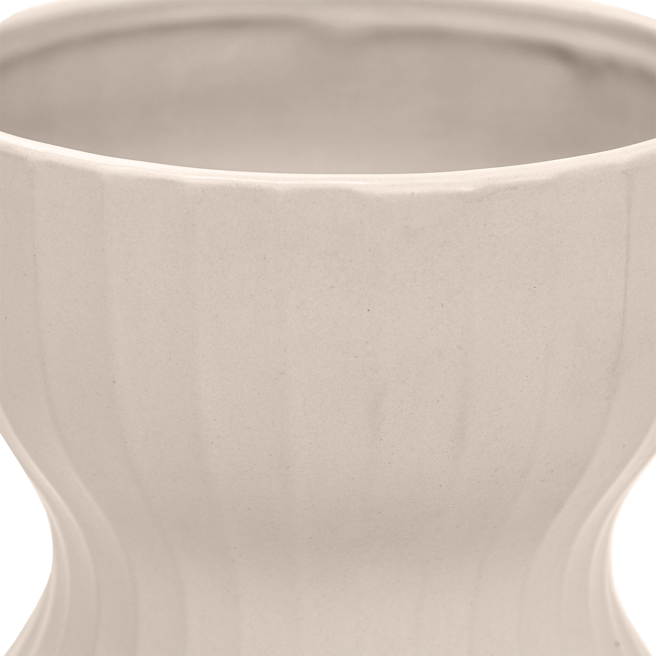 Chantelle Tall Vase 4