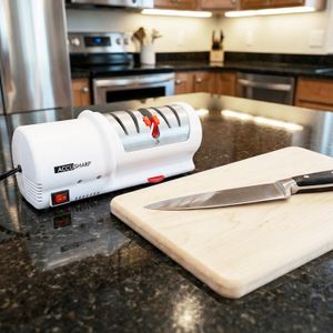 AccuSharp Electric Knife Sharpener 6