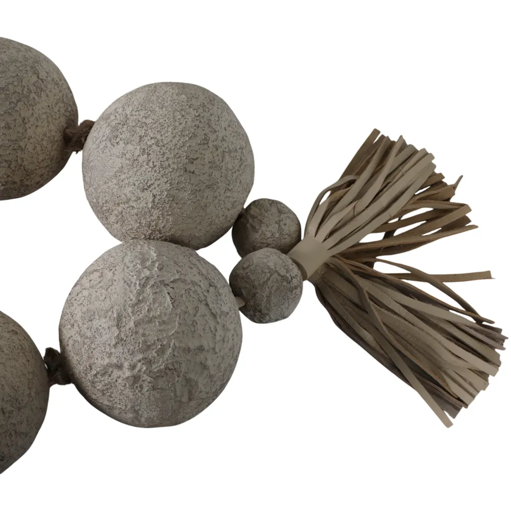 FINCHVIEW IVORY BEAD 3 (IN)