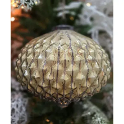 Small Diamond Ornament 4x3.5x3.5in