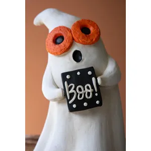 Set of 2 Resin Halloween Ghosts 2