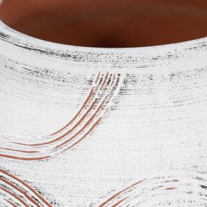 OLIVERWORTH WHITE VASE 7 (IN) 5