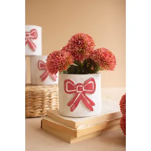Clay Bow Container 4