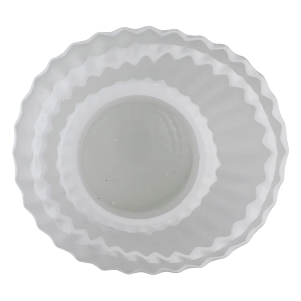 AXELBURN WHITE GLASS VASE 11 (IN)