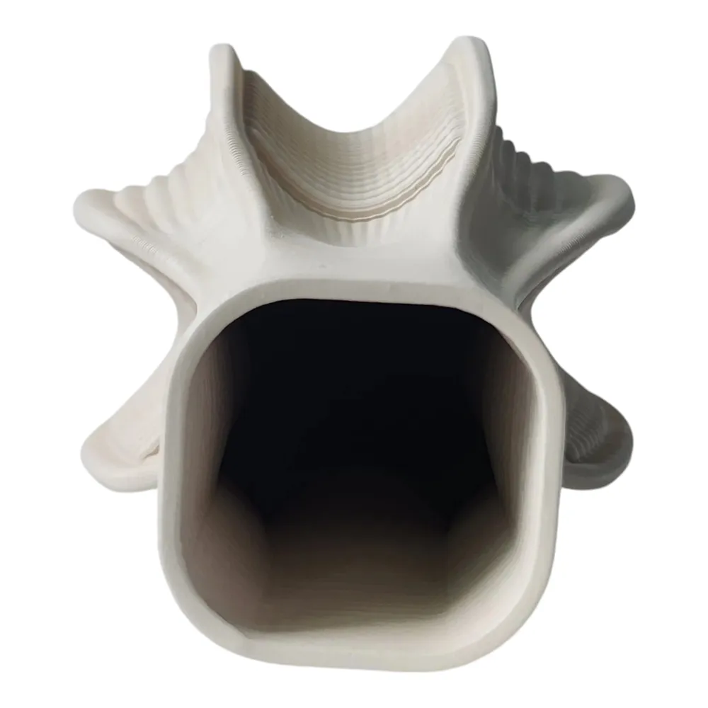 ENNISLAKE IVORY VASE 18 (IN)