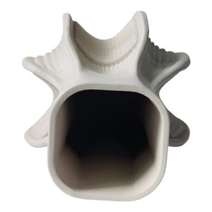 ENNISLAKE IVORY VASE 18 (IN) 4