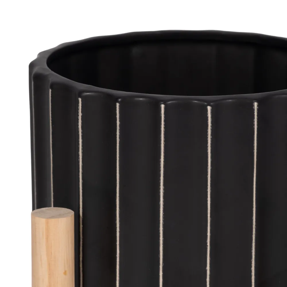 CLAXTONFIELD BLACK PLANTER 6 (IN)