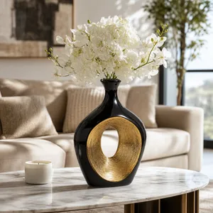 HARDENCLIFF BLACK VASE 14 (IN) 10