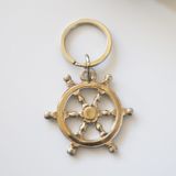 CRUISERS BOAT KEYCHAIN W SPINNING PROPELLER - BEAR FAMILY 1