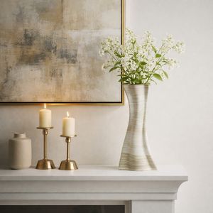 QUINNCLIFF IVORY VASE 15 (IN) 12