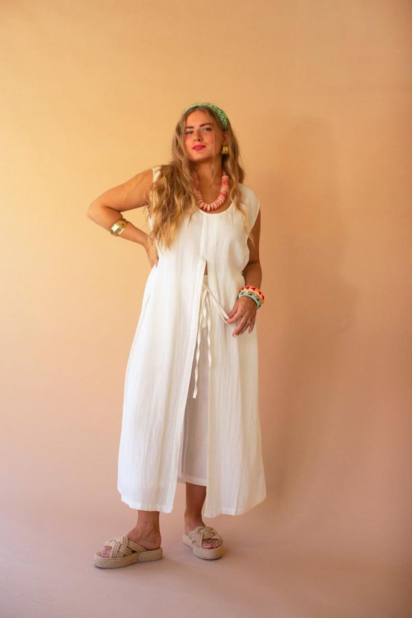 Sleeveless Split-Front Tunic / Cotton