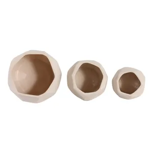 SLATERMILL SET OF 3 WHITE VASES 7 (IN) 9