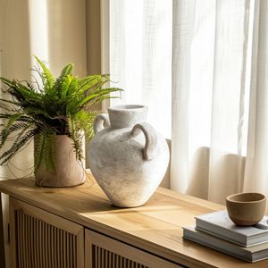 BURTONHOLM IVORY VASE 16 (IN) 10