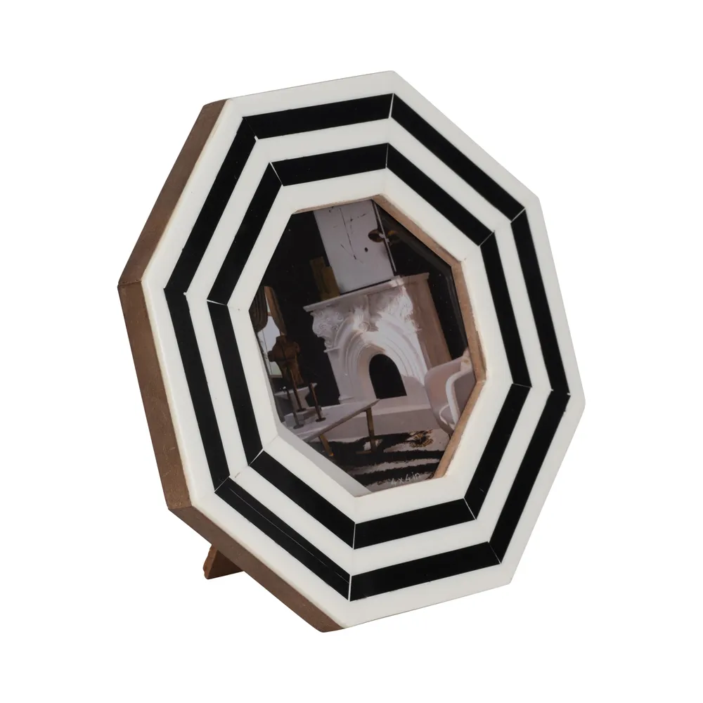 WRENCLIFF BLACK FRAME 1 (IN)