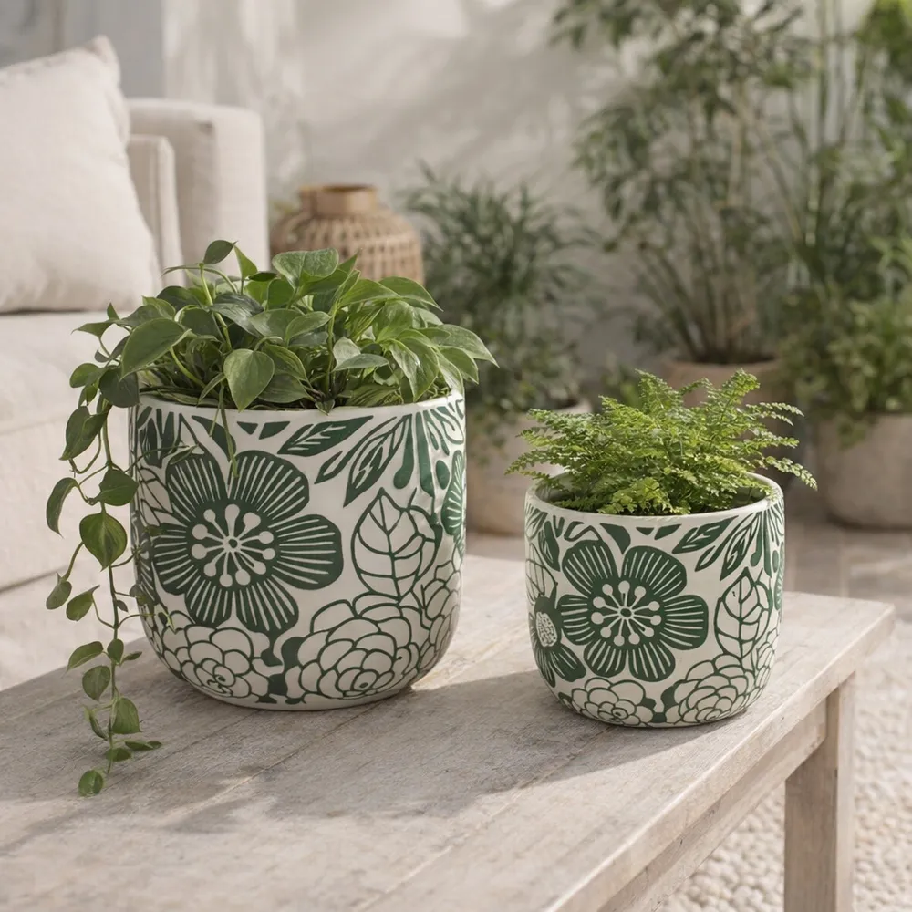 KAYEFORD SET OF 2 WHITE PLANTER 8 (IN)