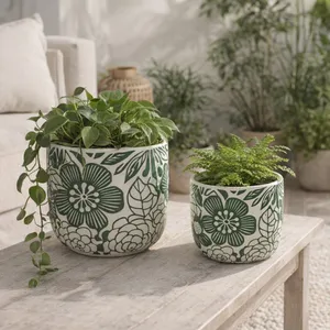 KAYEFORD SET OF 2 WHITE PLANTER 8 (IN) 12