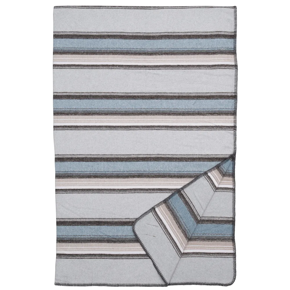Dakota Pierre - Throw - 60x72