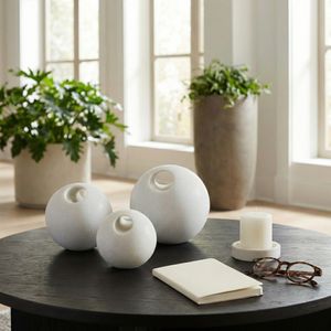 UPTONFIELD SET OF 3 WHITE ORBS 6 (IN) 10