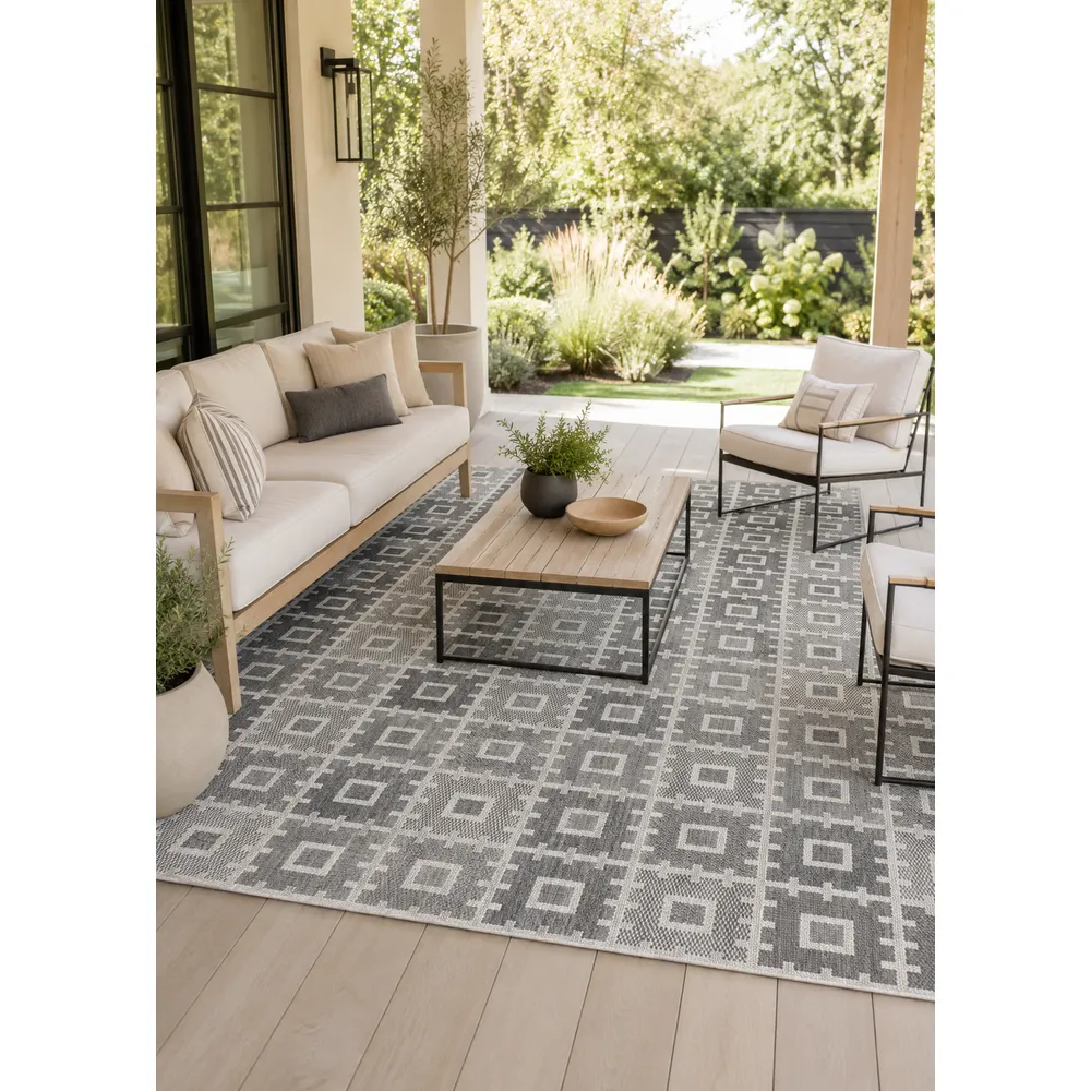 Indoor|Outdoor