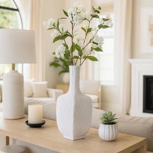DOVERWORTH WHITE VASE 15 (IN) 11