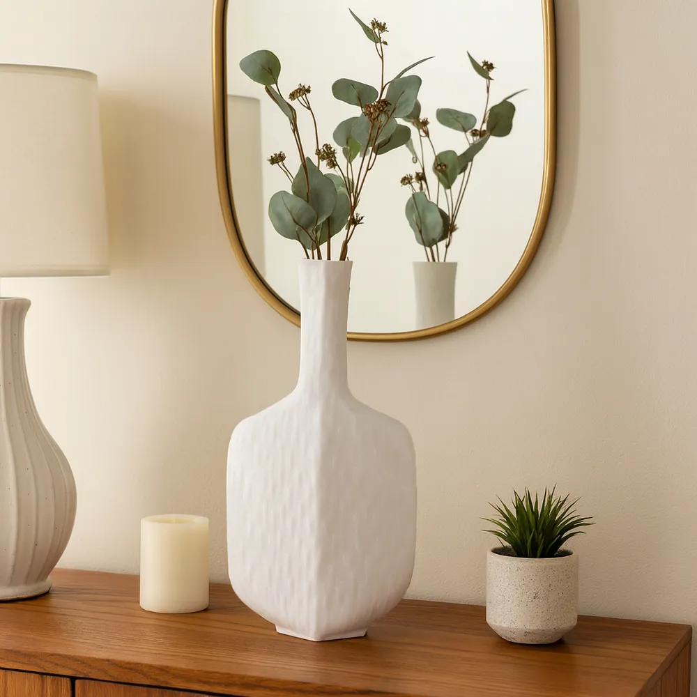 DOVERWORTH WHITE VASE 15 (IN)