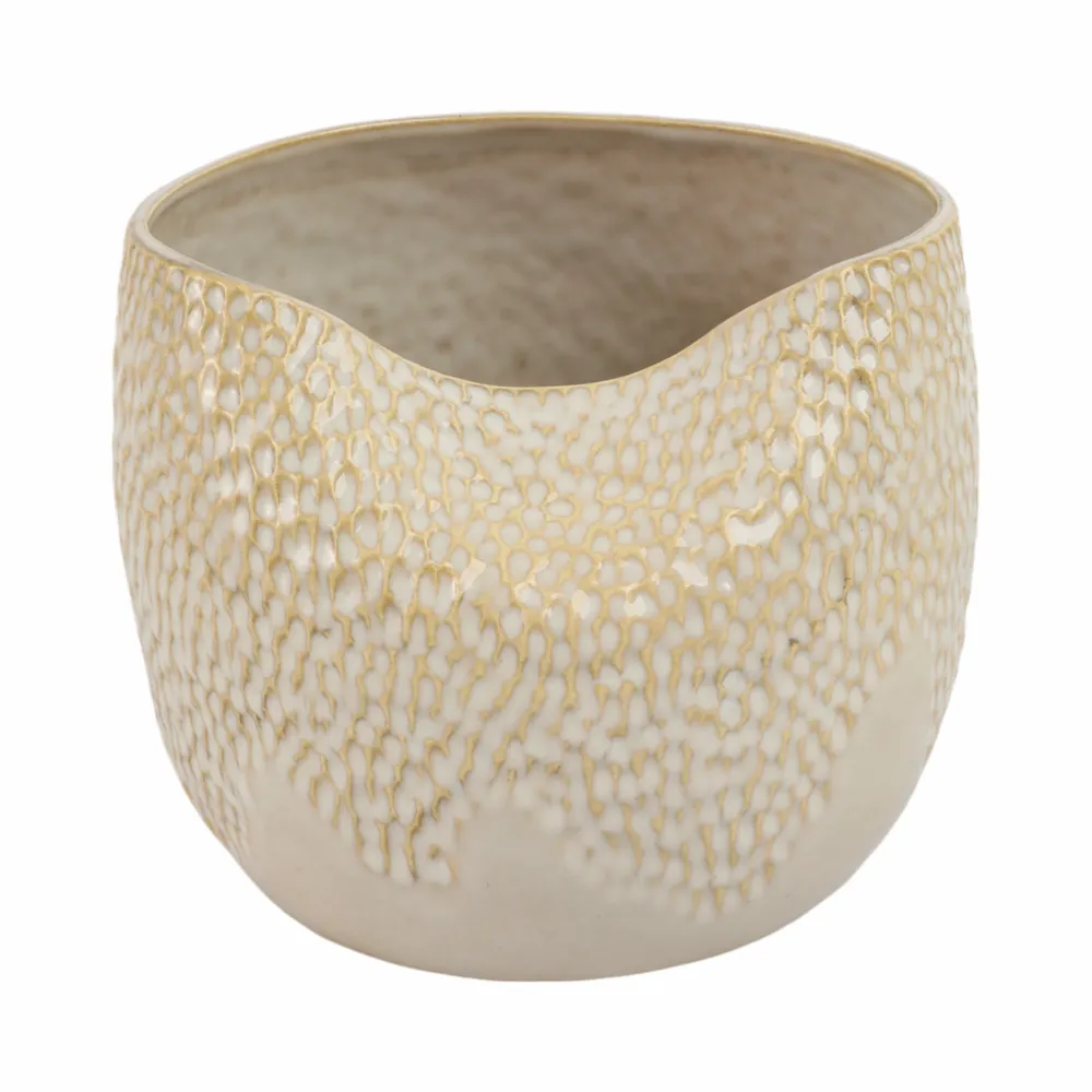 CHESTERMILL CREAM VASE 7 (IN)