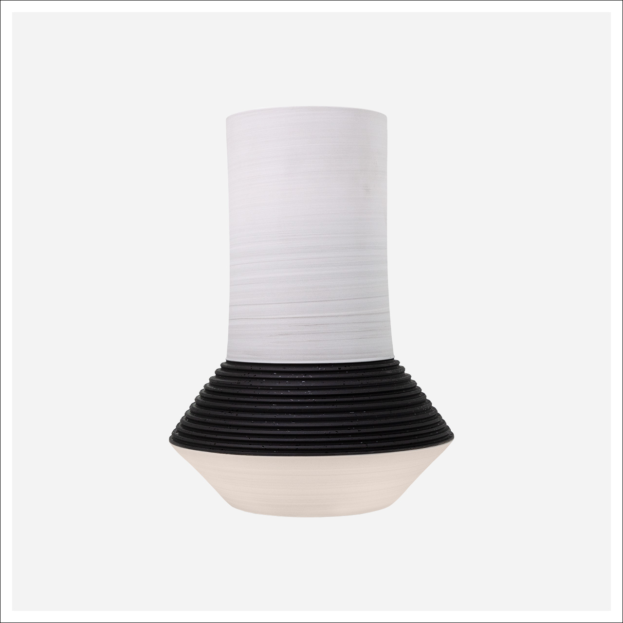 Woodrow Short Vase
