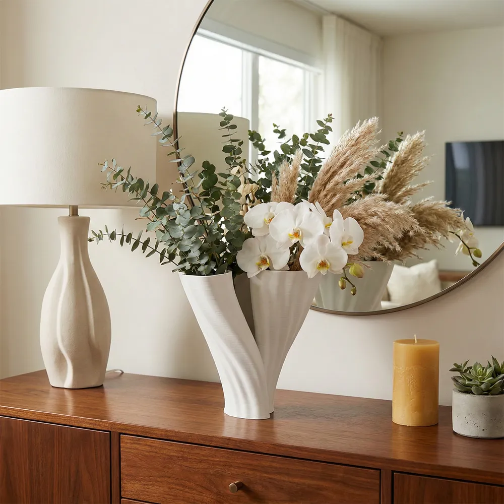 WRENMORE WHITE VASE 9 (IN)