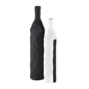 Carter Vase - Striped Black 5