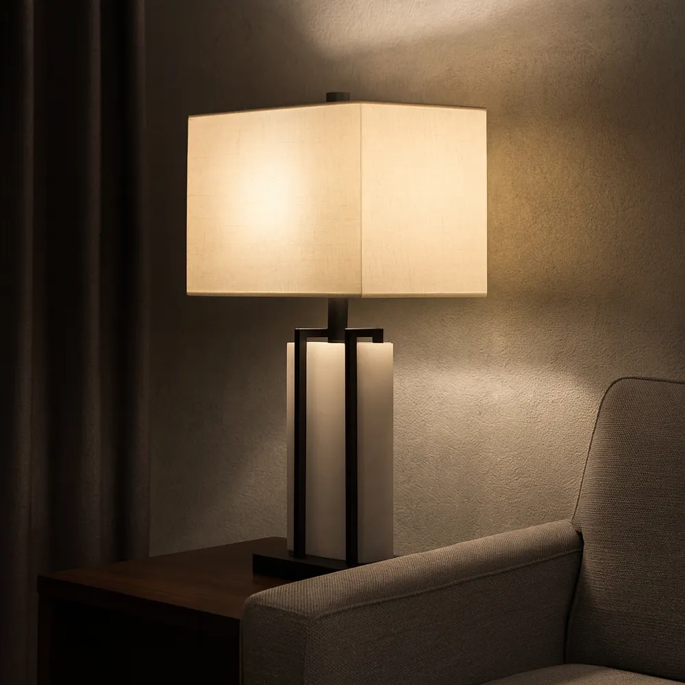 WARRENLEY WHITE LAMP 26 (IN)