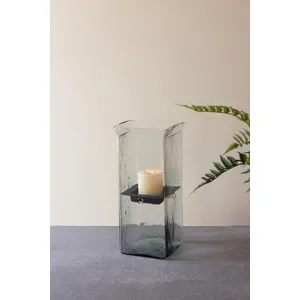 Square Candle Hurricane / Medium 1