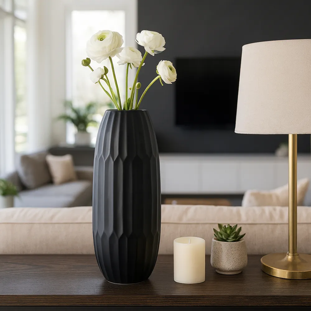 EVANDERGROVE BLACK VASE 16 (IN)