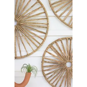Set of 3 Spoked Seagrass and Iron Wall Art 2