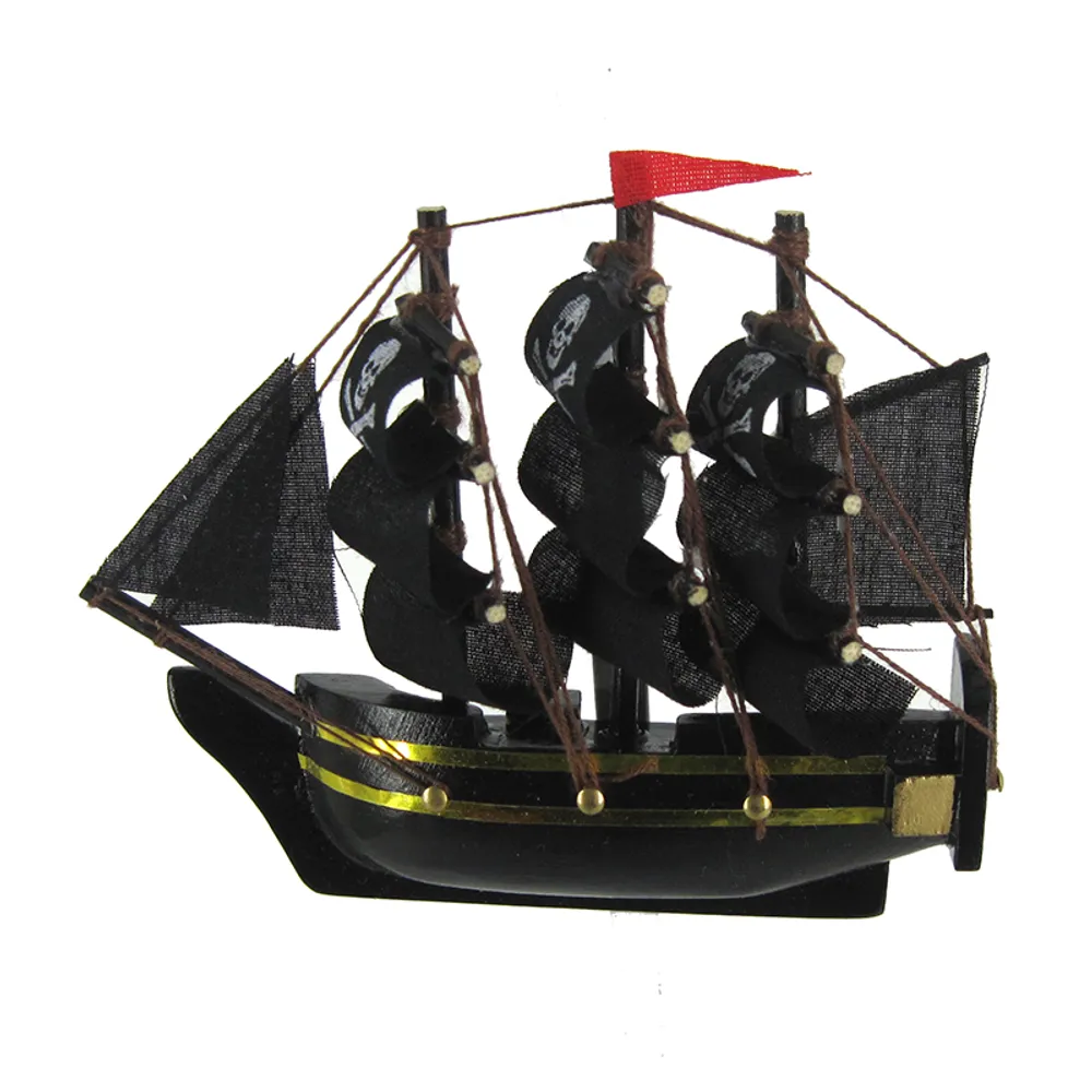 4" PIRATE SHIP WITH MAGNET