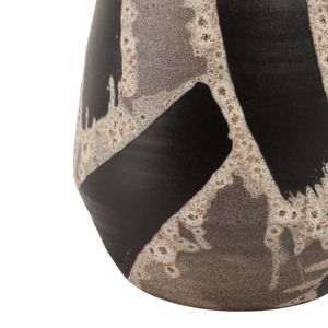 ELM BLACK VASE 16 (IN) 6