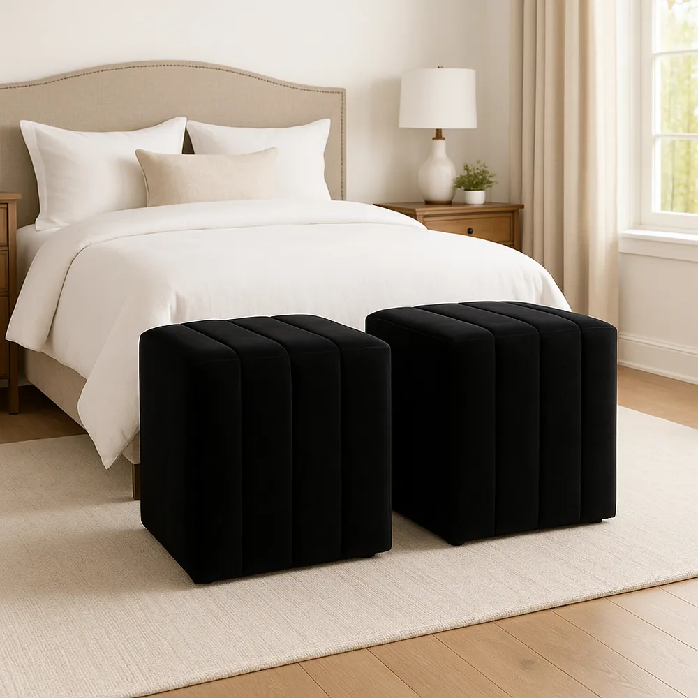 KENDALLVIEW BLACK OTTOMAN 19 (IN)
