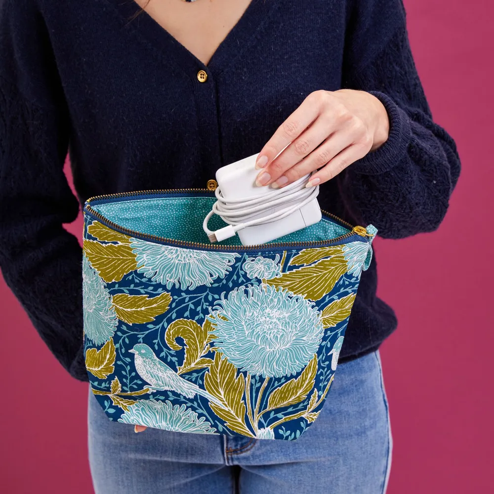 Chrysanthemum Bird Large Essential Canvas Pouch