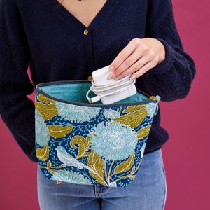 Chrysanthemum Bird Large Essential Canvas Pouch 3