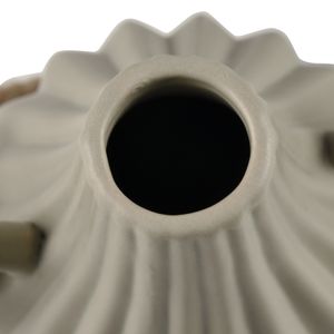 Harding Vase - Medium 8