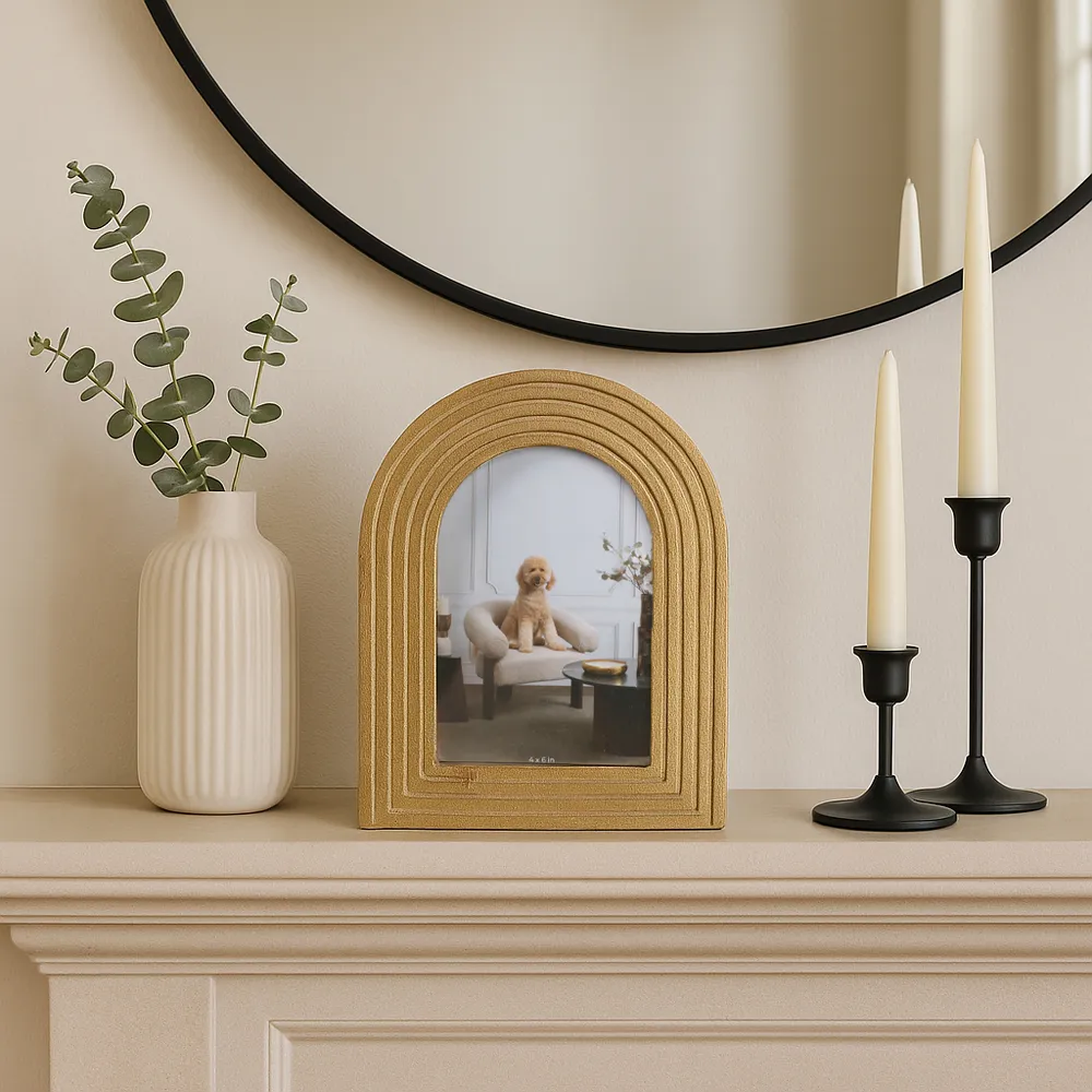 BAKERSTONE GOLD FRAME 8 (IN)