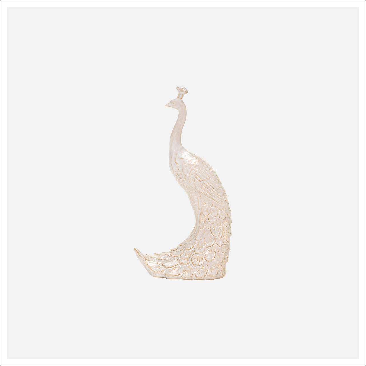 Loria Short Sculpture