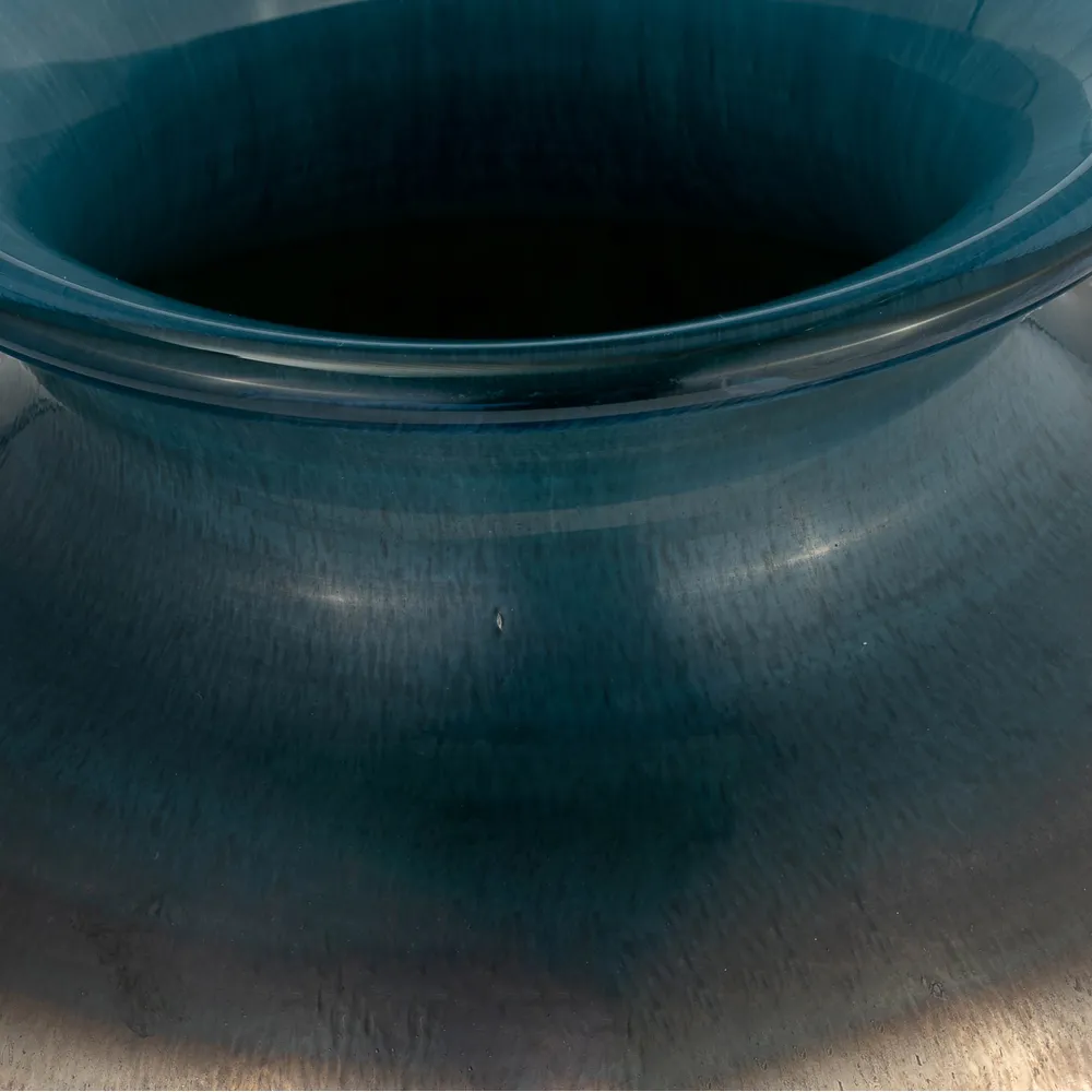 KNOXWICK BLUE GLASS VASE 12 (IN)
