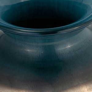 KNOXWICK BLUE GLASS VASE 12 (IN) 5